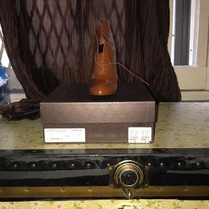 Brand new Gucci booties size 39